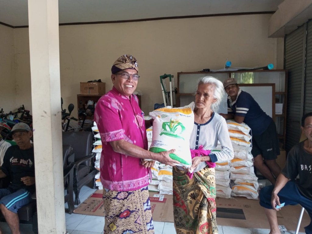 Pendistribusian Beras CBP Desa Baha